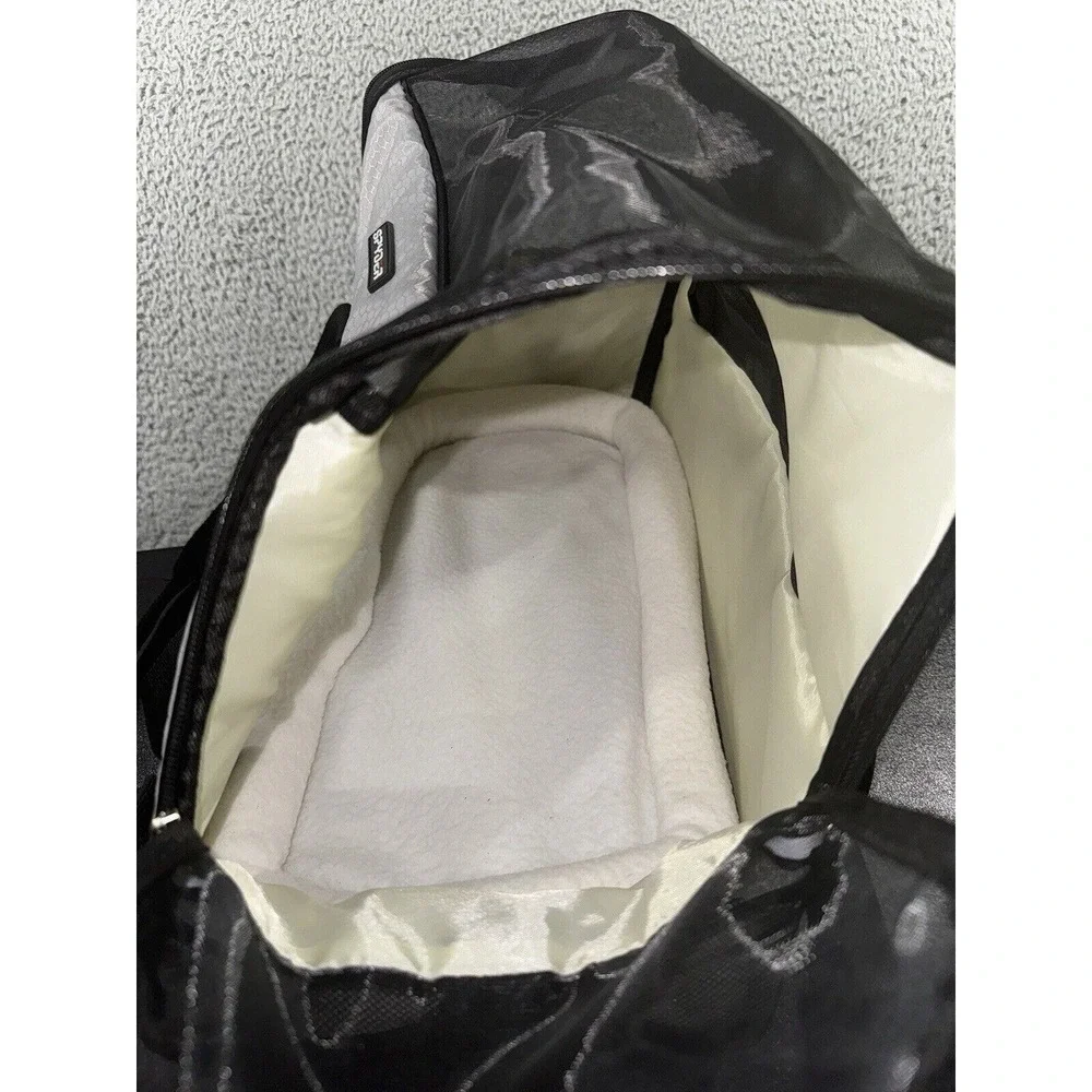 Spyder pet carrier